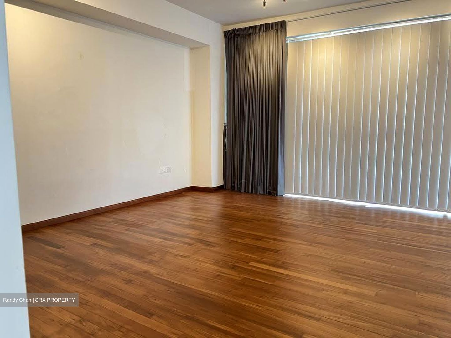 Charlton Residences (D19), Terrace #638199971